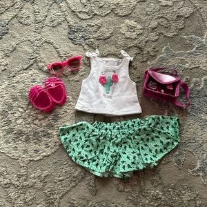 truly me explore more travel set